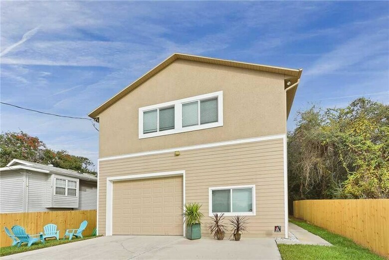 Pelican Beach - Three Bedroom Home