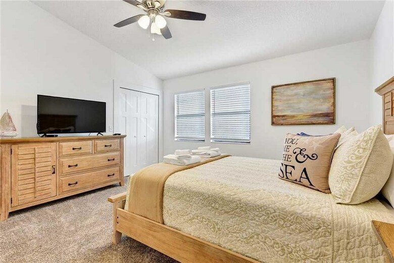 Pelican Beach - Three Bedroom Home