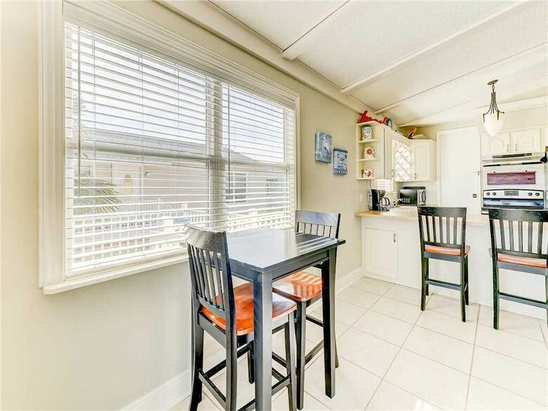 Barefoot Beach House - Four Bedroom Home