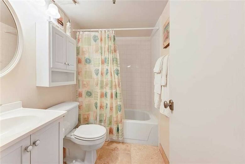 Jacksonville Beachdrifter 406 - Two Bedroom Condo