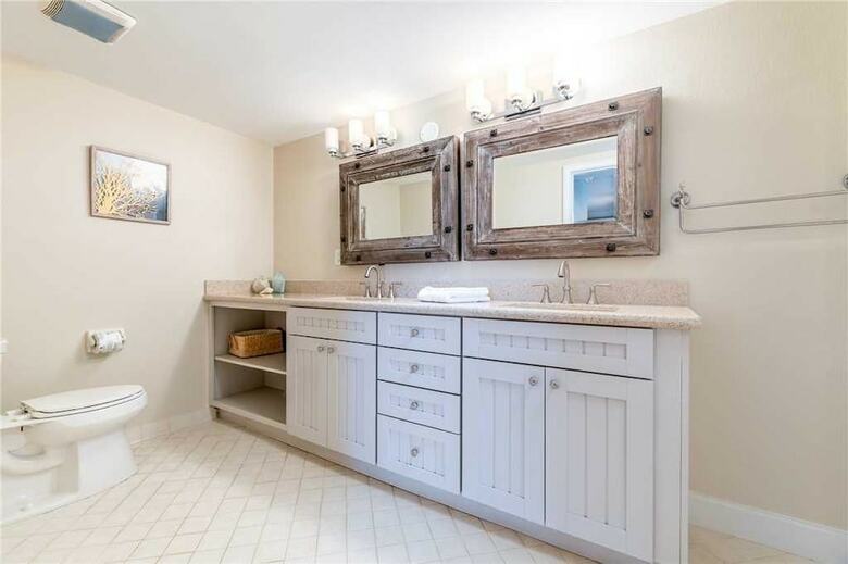 Beachfront Sapphire - Six Bedroom Home