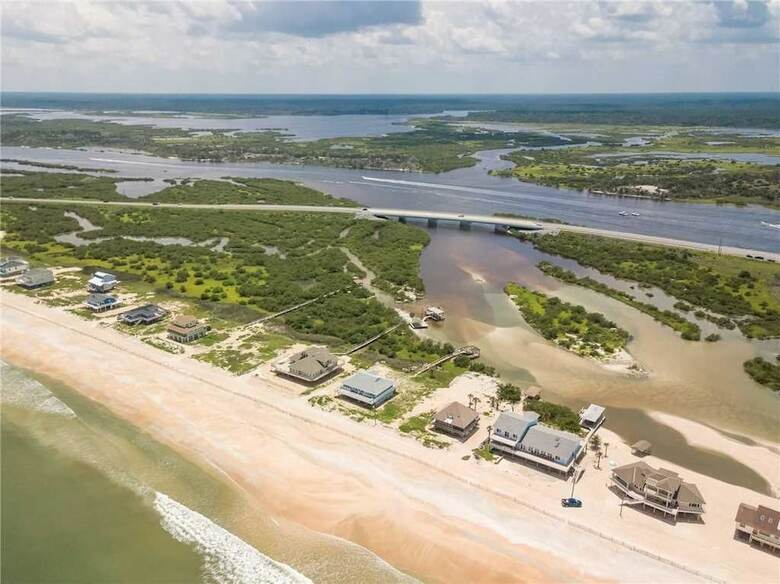 Beachfront Sapphire - Six Bedroom Home