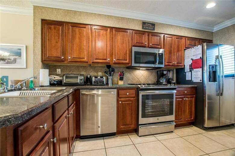 Sea Haven 216 - Two Bedroom Condo