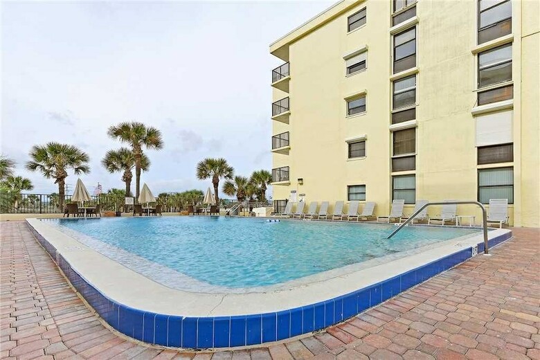 Sand Dollar I 105 - Three Bedroom Condo