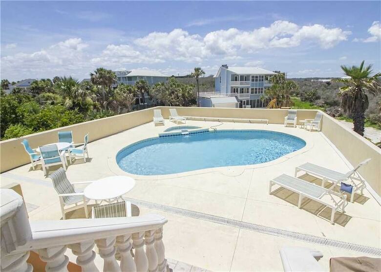 Wave Watch - Six Bedroom Home