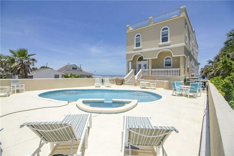 Wave Watch - Six Bedroom Home