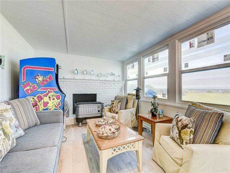 The Cali House - Four Bedroom Home