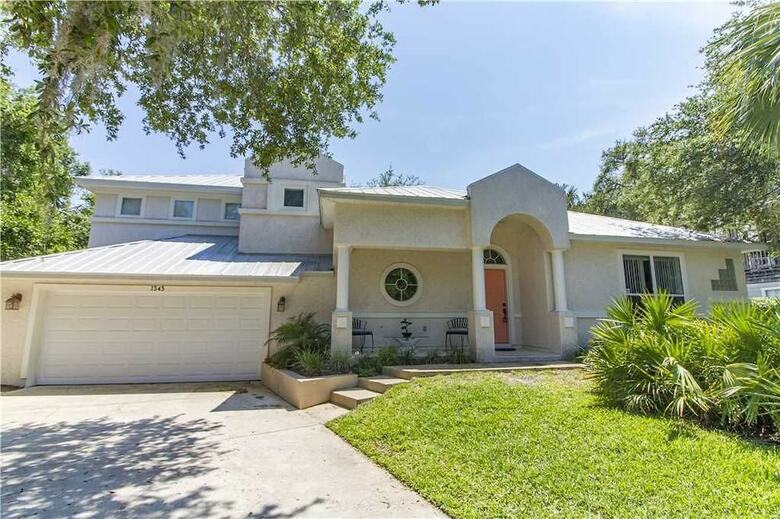 Sweet Symphony - Three Bedroom Home