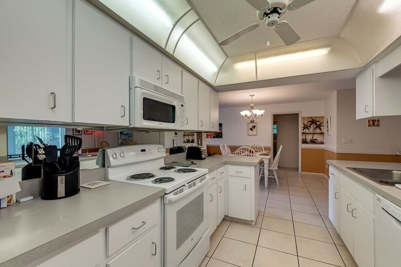 Flamingo Home - Three Bedroom Home