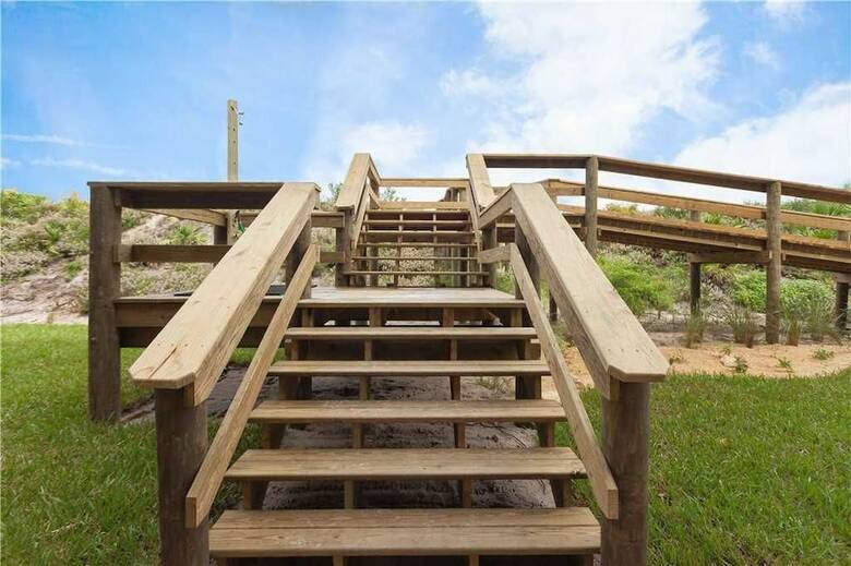 Windjammer 207 - Two Bedroom Condo