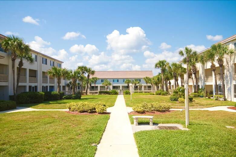 Four Winds A3e - Studio Condo