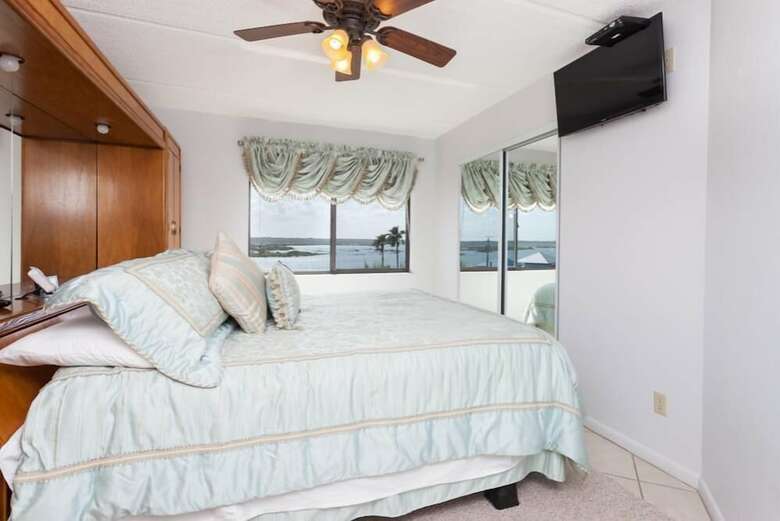 Windjammer 206 - Three Bedroom Condoeps 8