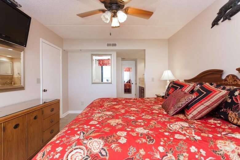 Windjammer 206 - Three Bedroom Condoeps 8