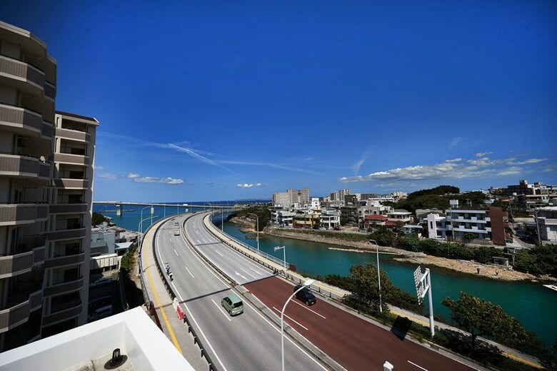 Apartamentos Arce Ryukyu Harbor Stay