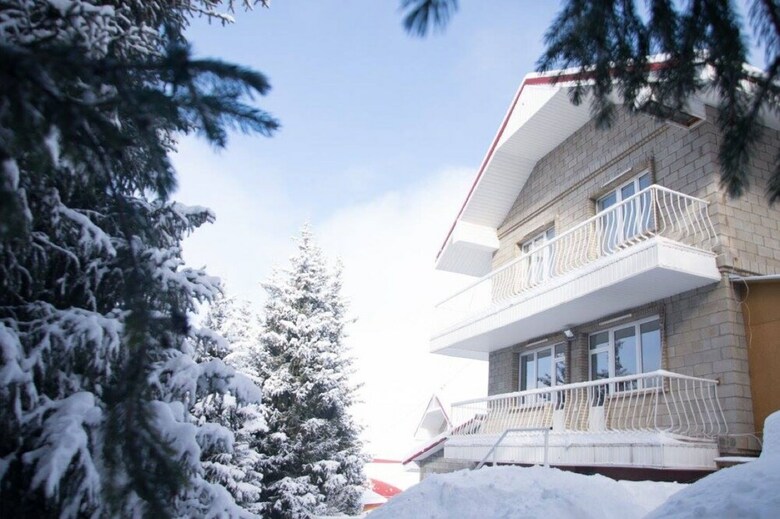 Mountains House