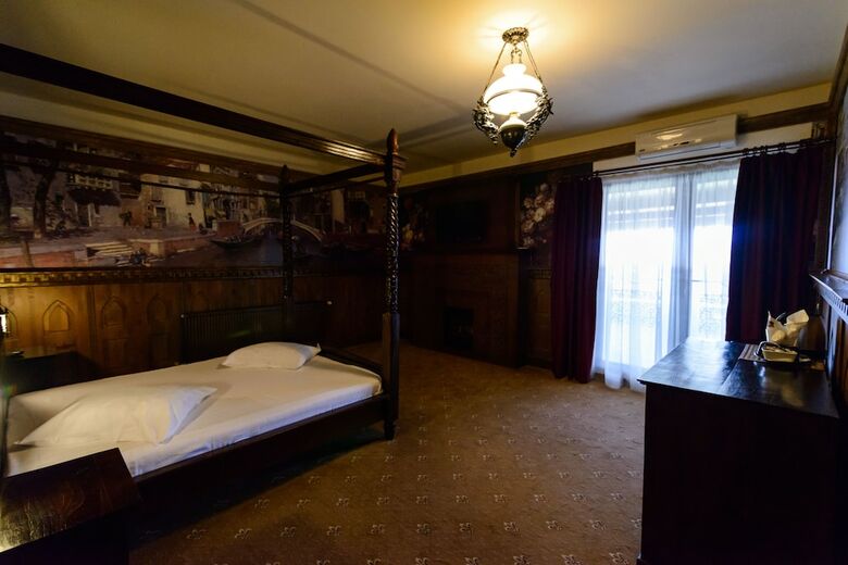 Hotel Lacetate