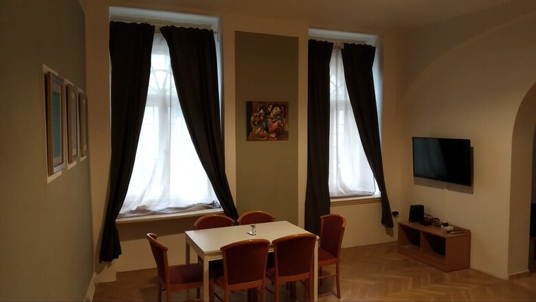 Ruzova Spot Apartments