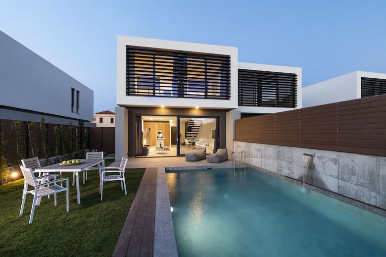Momentum Villas