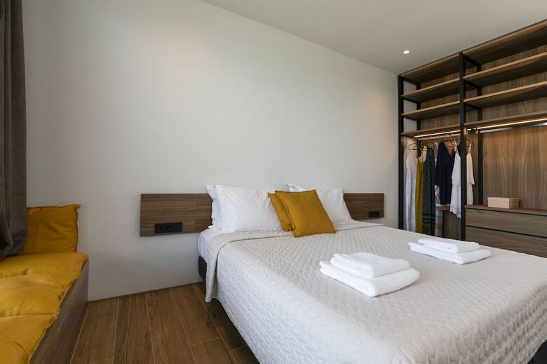 Momentum Villas