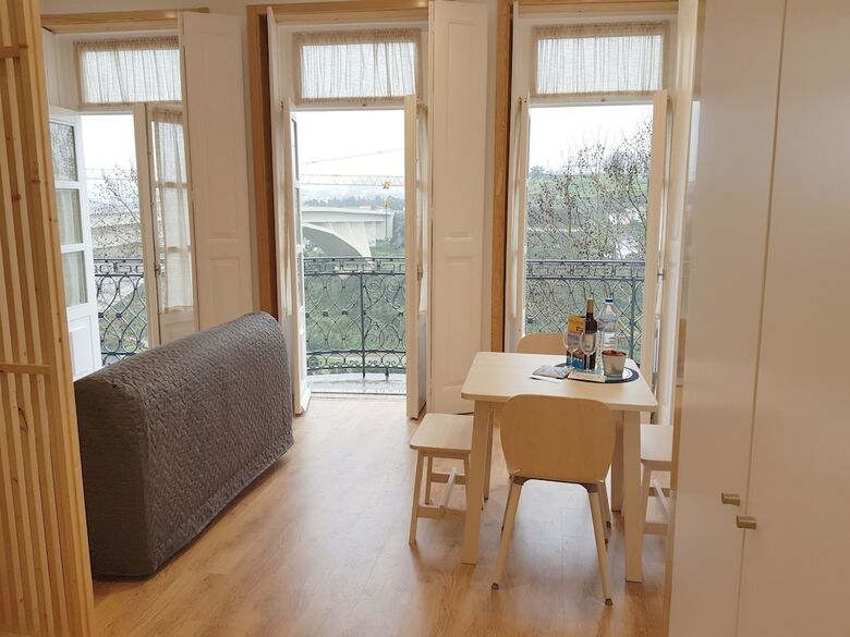Apartamentos Fontainhas River Residence