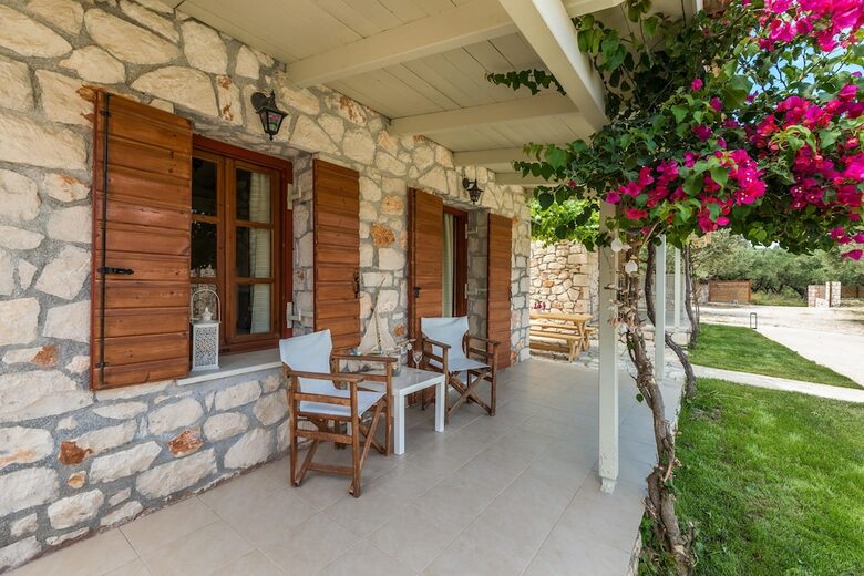 Hotel Evylio Houses