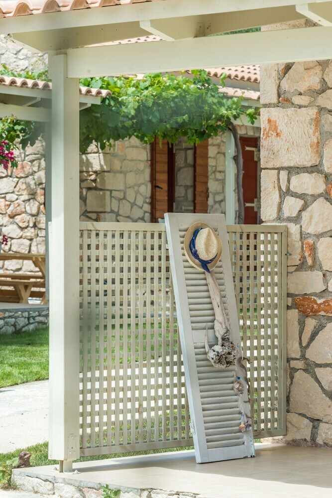 Hotel Evylio Houses