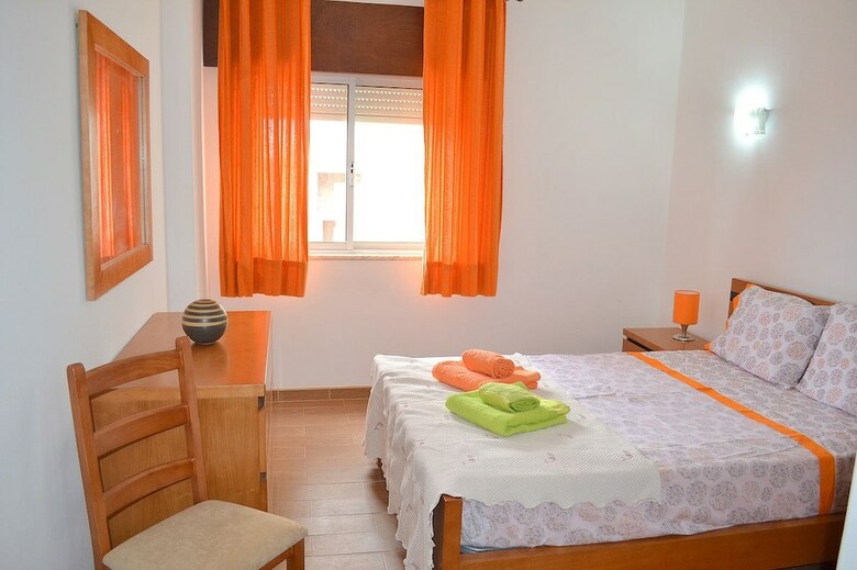 Rh 3 Castelos Rocha Beach Apartment