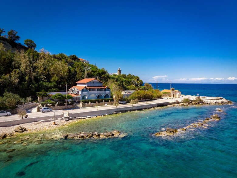 Aparthotel Elena's Luxury Studios And Apartments