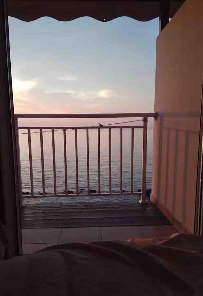 Aparthotel Elena's Luxury Studios And Apartments