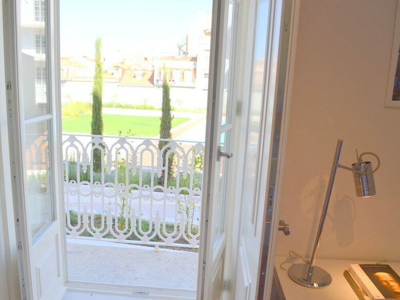 Apartamentos Rh Maestro 74