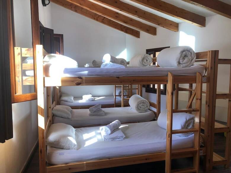 Hostal Pont Roma - Hostel
