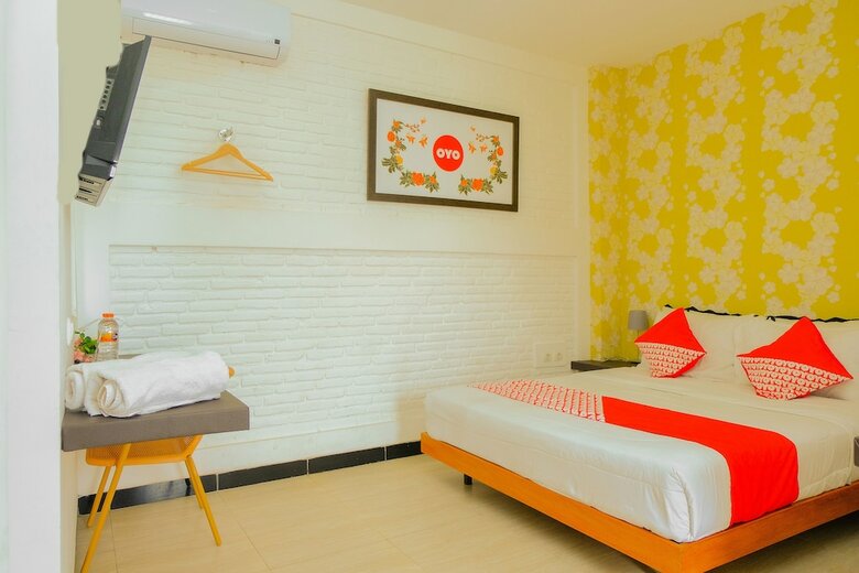 Hostal Oyo 354 32 Guest House