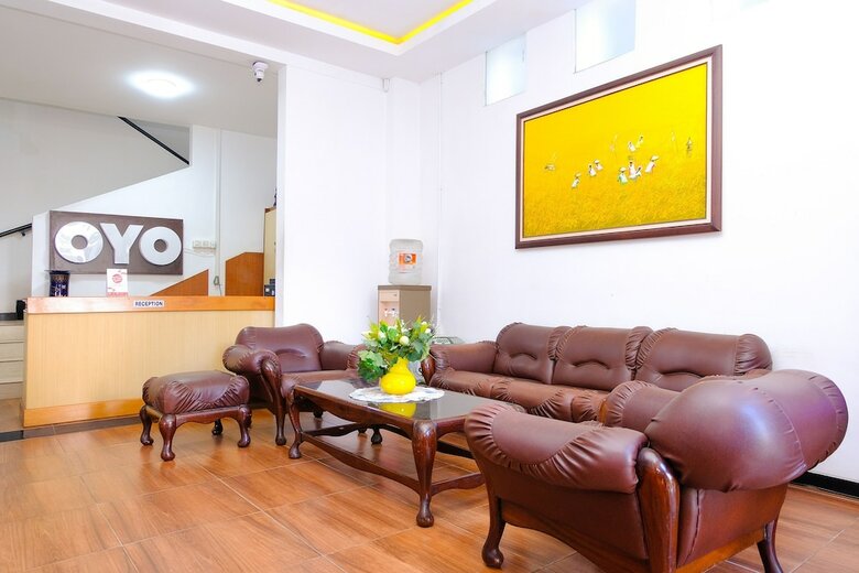 Hostal Oyo 354 32 Guest House