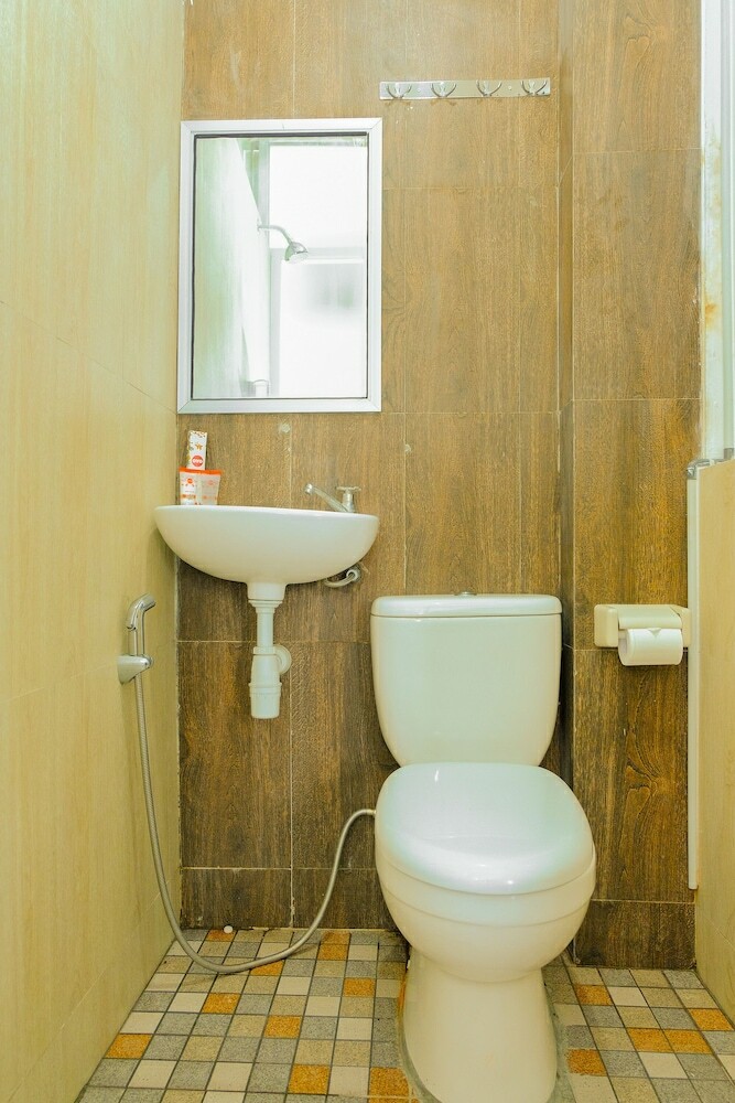 Hostal Oyo 354 32 Guest House