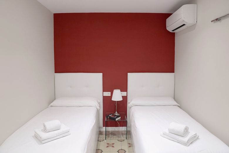 Apartamentos Mesones 18 3000