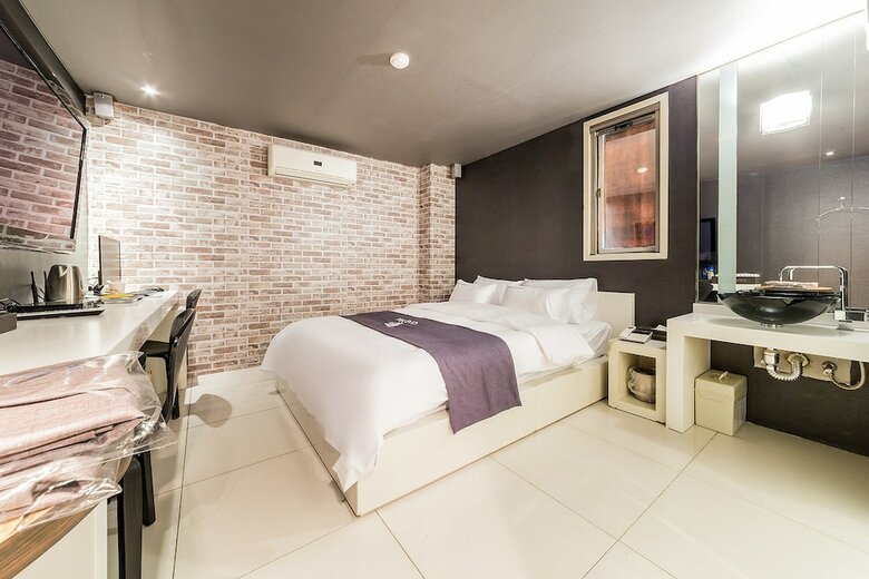 Cogora Hotel