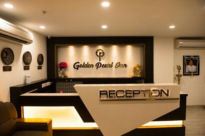 Hotel Golden  Pearl Inn