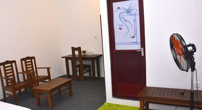 Hotel Nine Arch Budget Stay