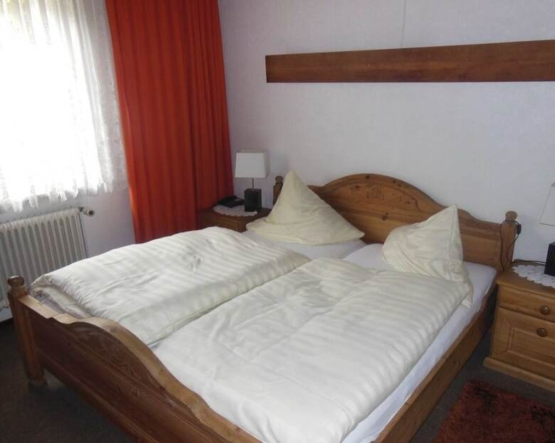 Hotel K�mpgens - Hof