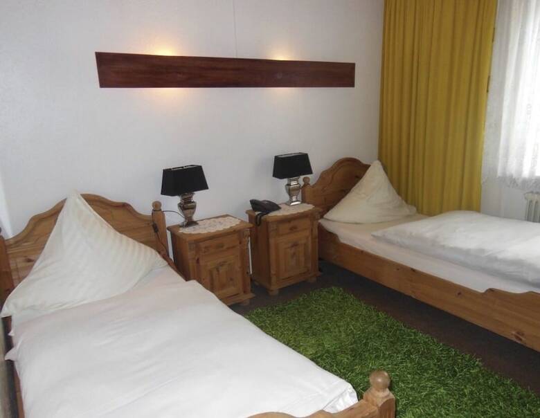 Hotel K�mpgens - Hof