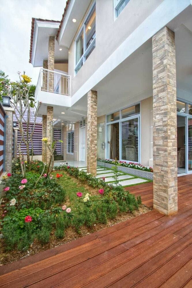 Villa Kota Bunga Puncak 4 Bedroom