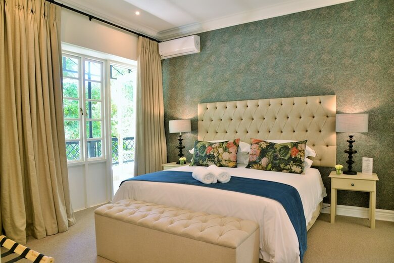 Mont D'or Hyde Park Boutique Hotel