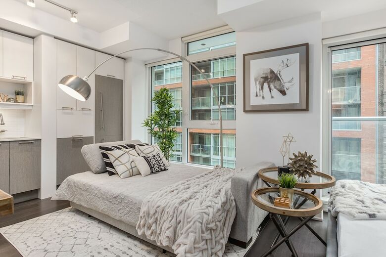 Hotel Quickstay - Classy & Rustic Downtown Condo