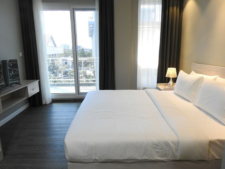 Aparthotel Ccc Residence