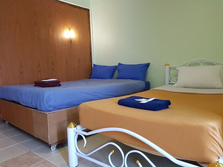 Hotel The River Guest House