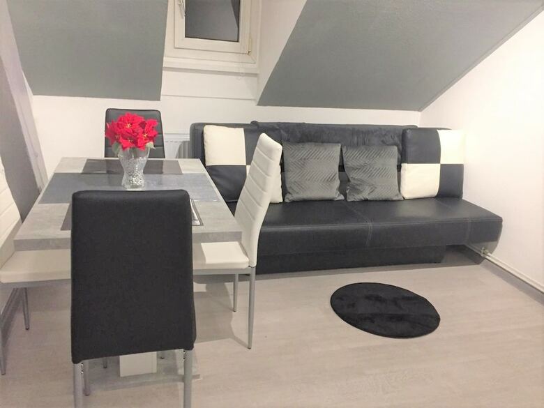 Apartamento Myhome Basel 3a44