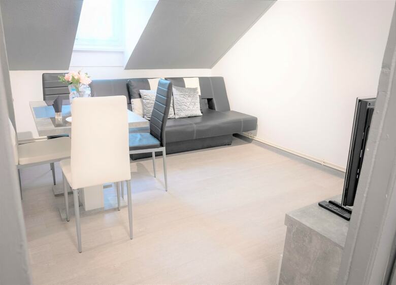 Apartamento Myhome Basel 3a44
