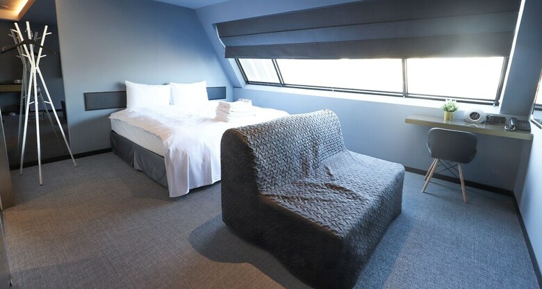 Slow Town Hotel