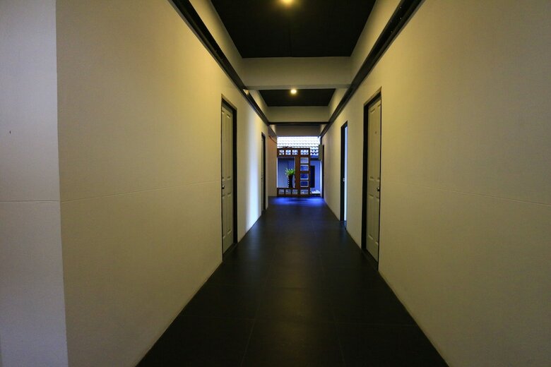 Azz Hotel