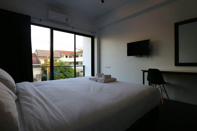 Azz Hotel